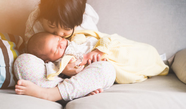 Announcing-a-New-Surrogate-Sibling-to-Your-Child